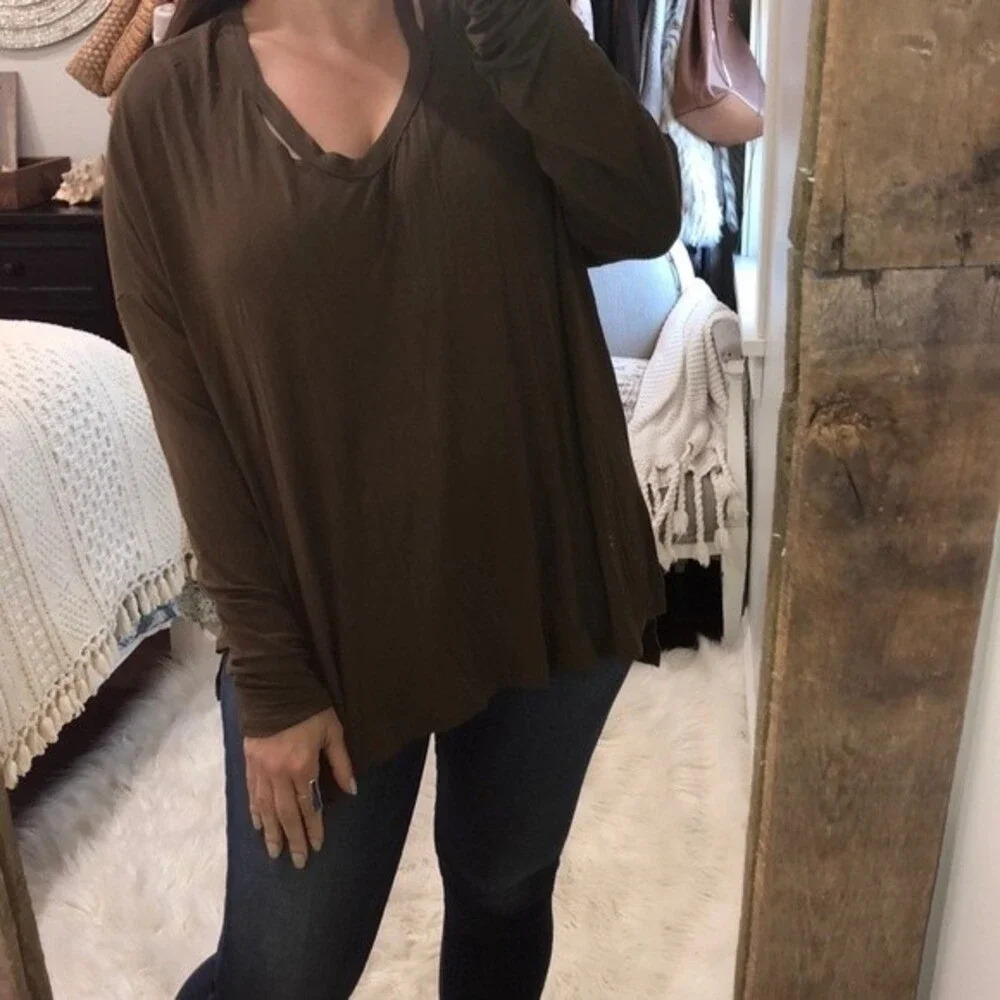 COCO + Carmen new with tags olive green XXL long sleeve top - Picture 3 of 5